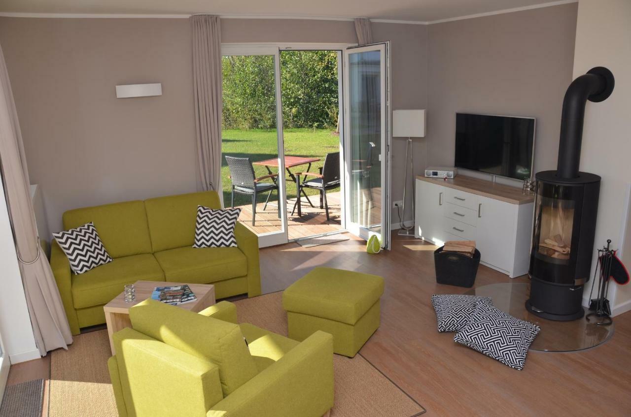 Apartment Plauseelig Mit Bootsliegeplatz Optional Plau am See Exterior photo
